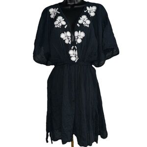 OLD NAVY Blue Embroidered Peasant Top - Size 2X